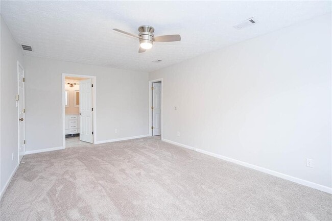 Building Photo - 3281 Mitsy Forest Way NE