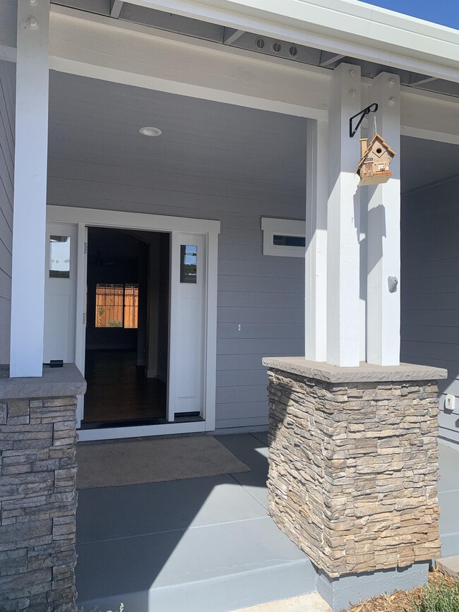 Building Photo - 3626 Aaron Dr