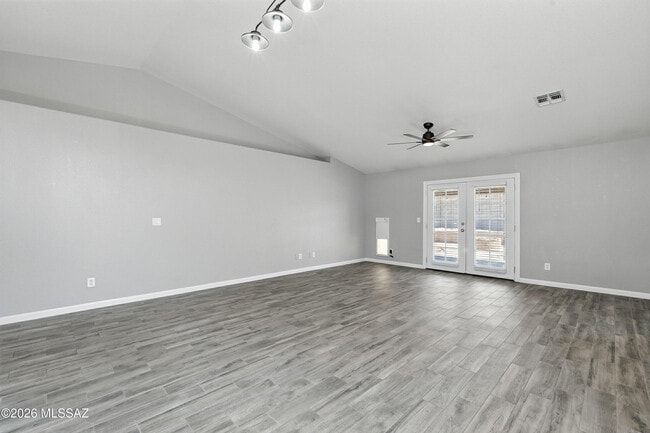 Building Photo - 8515 Placita De Lorena