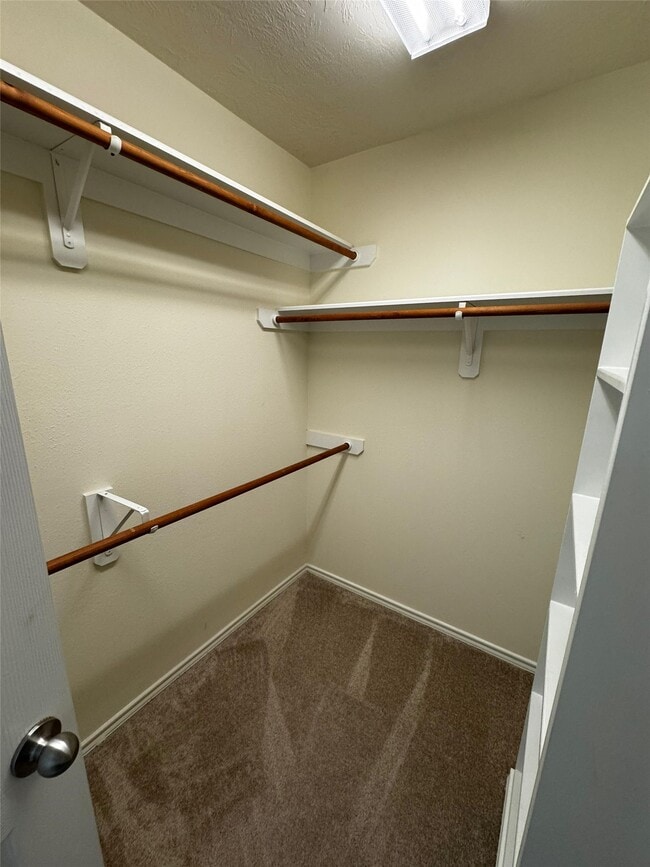 Building Photo - 246 W Stedhill Loop