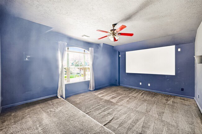 Building Photo - 10815 Lake Raven Ct