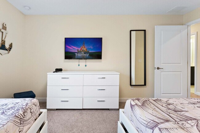 Building Photo - 4802 Romeo Cir