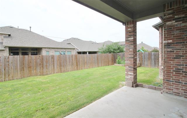 Building Photo - 1665 Sheldon Dr