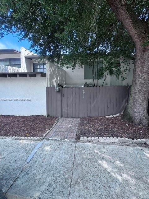 Building Photo - 6713 SW 112th Ct