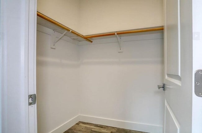 Building Photo - 140 Avenue B