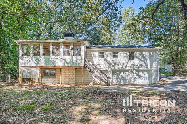 Building Photo - 5547 Stoneybrook Ct SE