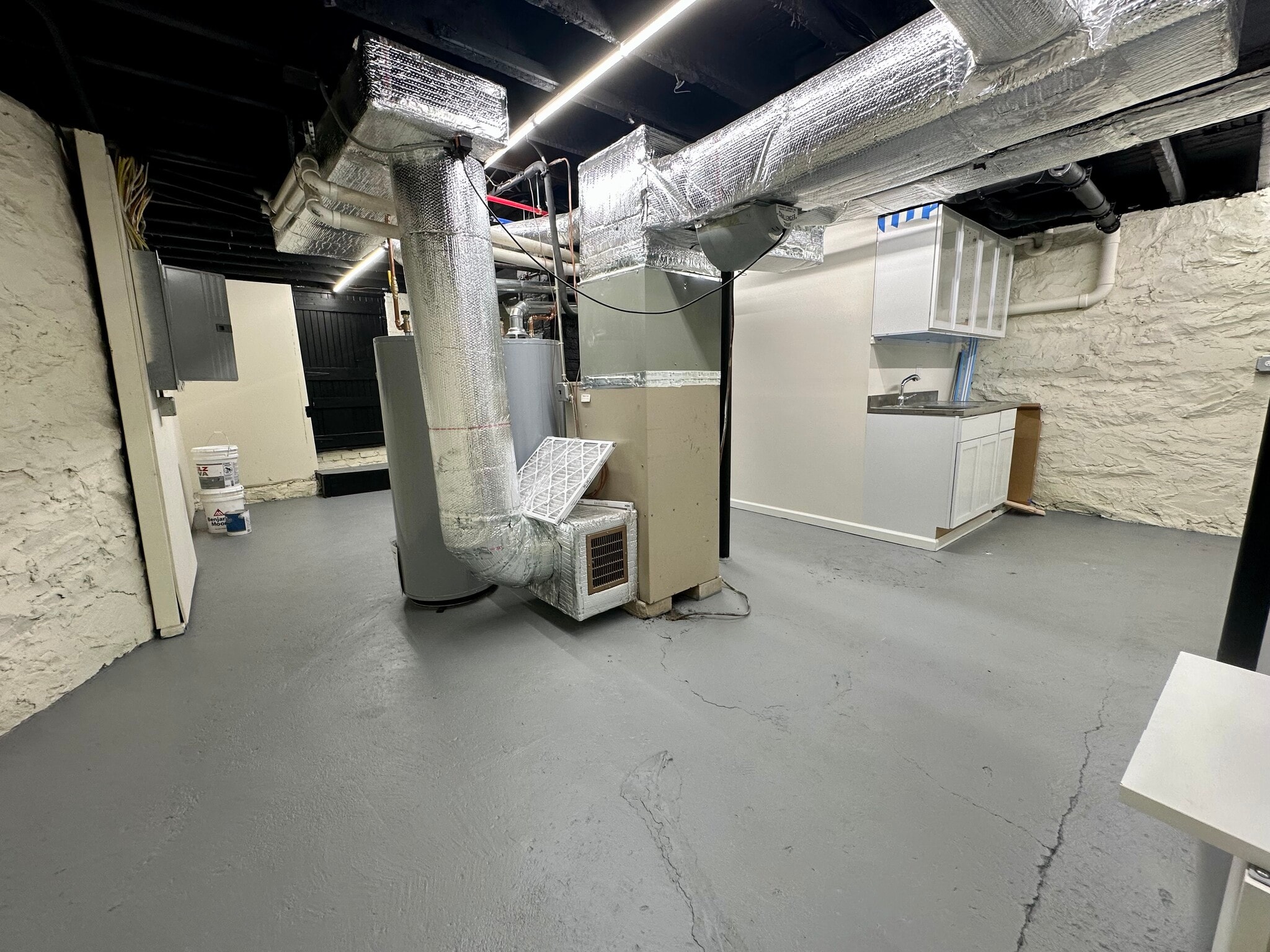 Building Photo - 18 Sawyer Ter