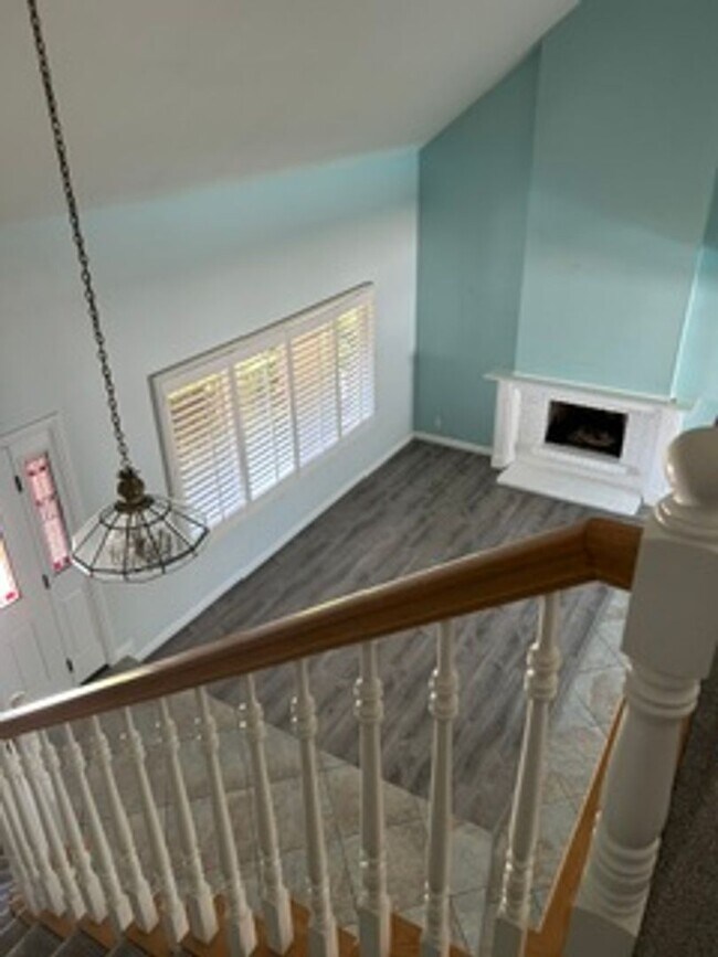 Building Photo - Spacious 4BR Home with Gated Pool, Chef’s Kitchen & 3-Car Garage