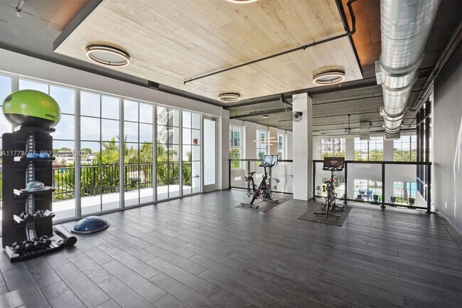 Building Photo - 2095 W Atlantic Ave