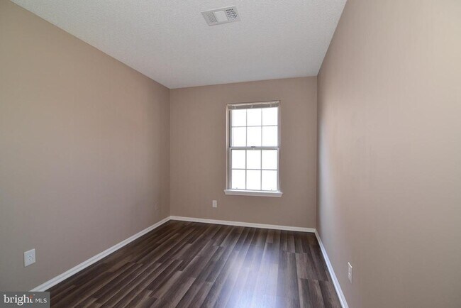 Building Photo - 1113 Huntmaster Terrace NE