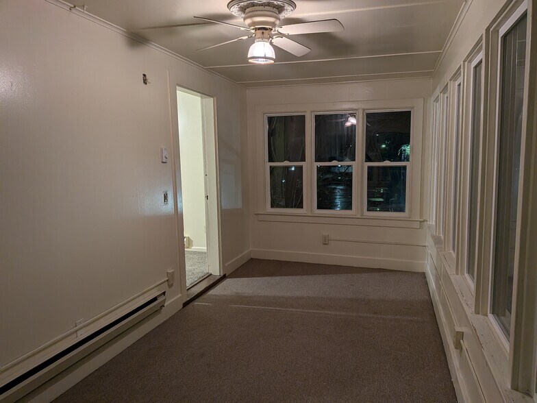 Building Photo - 123 S Union St