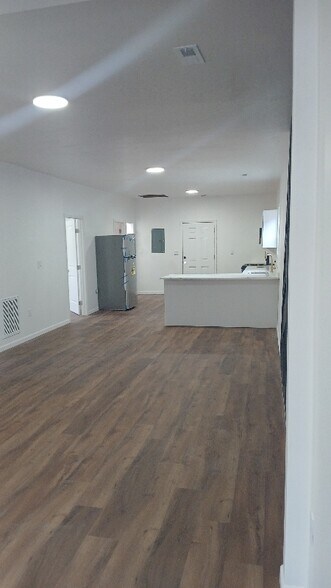 Building Photo - 1211 Rutledge St