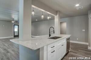 Building Photo - 700 Firefly Dr