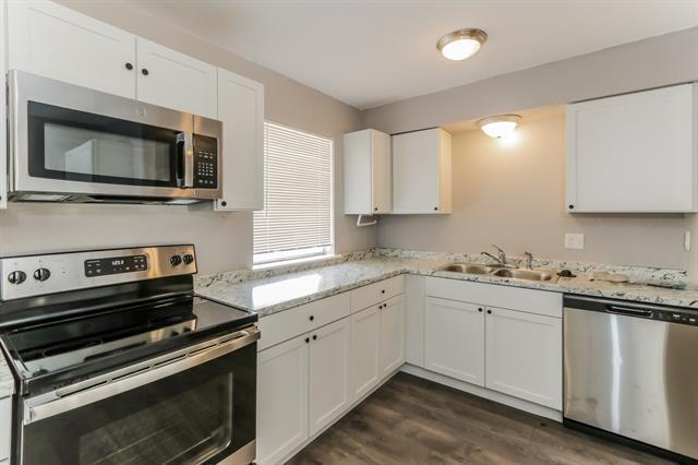 Building Photo - 224 Woodgrove St