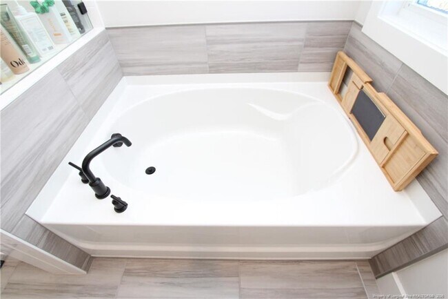 Building Photo - 2734 Kerley Cir