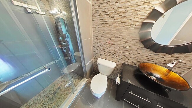 Building Photo - "Chic Sterling Heights Condo: 2 Bed, 2 Bat...