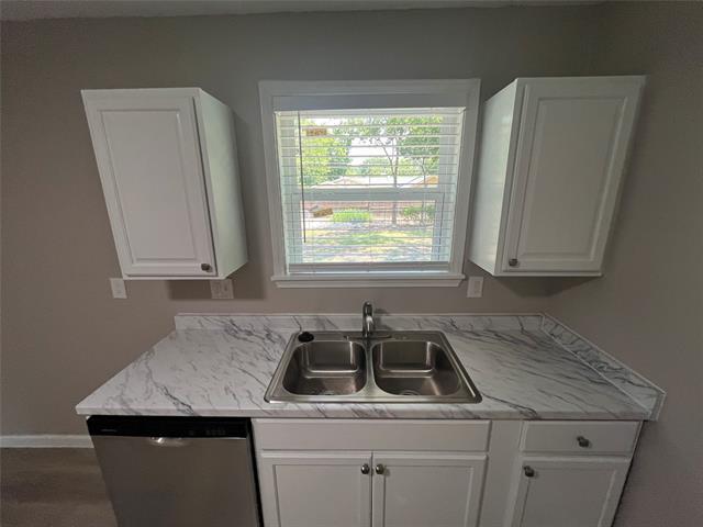 Building Photo - 2911 Millmar Dr
