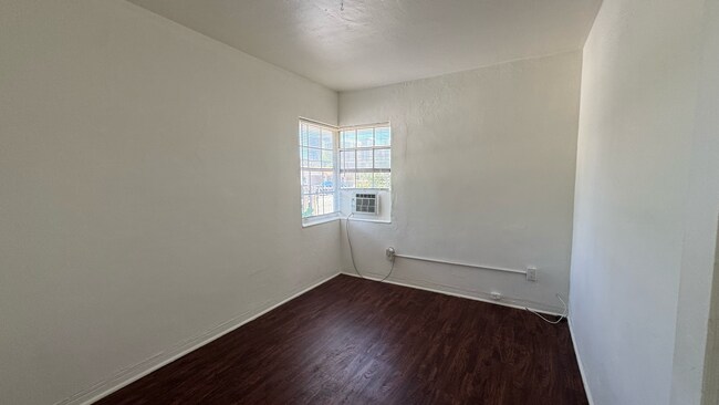 Building Photo - Villa Style Apartment 4410 / Unit 4410