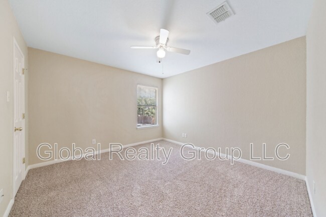 Building Photo - 20418 Cliff Park Ln