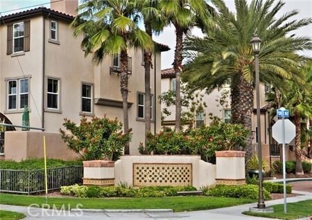 Building Photo - 12 Jaynes Pl