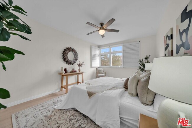 Building Photo - 900 Euclid St