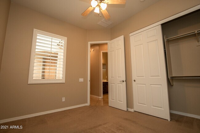 Building Photo - 5528 W Alyssa Ln