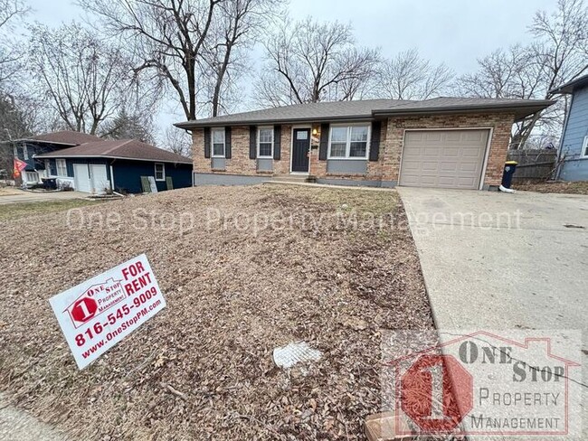 Building Photo - 3 Bedroom & 2 Bathroom in Kansas City!