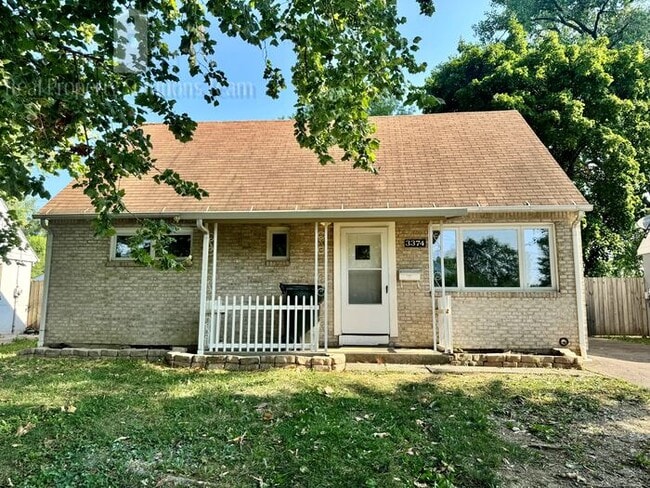 Primary Photo - 3374 Eakin Rd