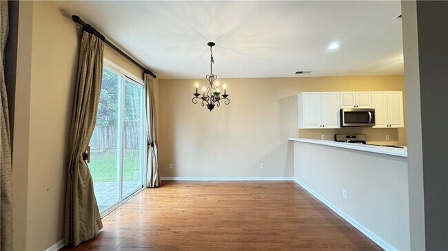 Building Photo - 506 Mirramont Pl