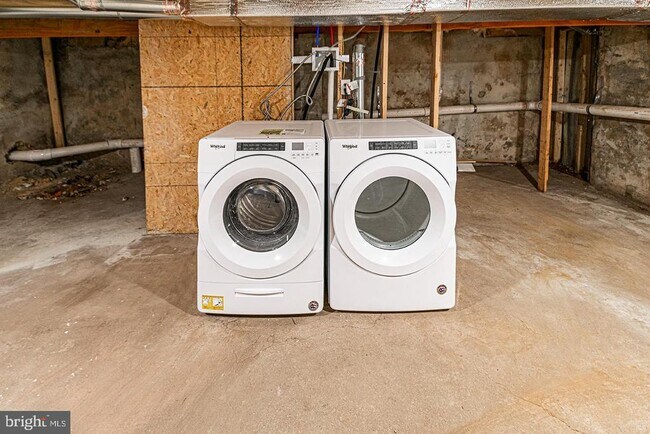 Building Photo - 5412 Chancellor St