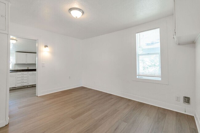 Building Photo - 2962 S 8850 W