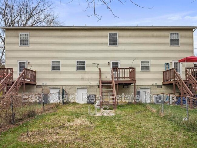 Building Photo - 45 Bruce Dr