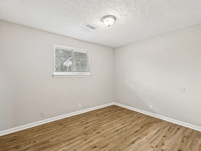 Building Photo - 1280 Dr Walter S Davis Blvd