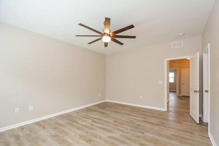 Building Photo - 1024 Thoughtful Spot Ln