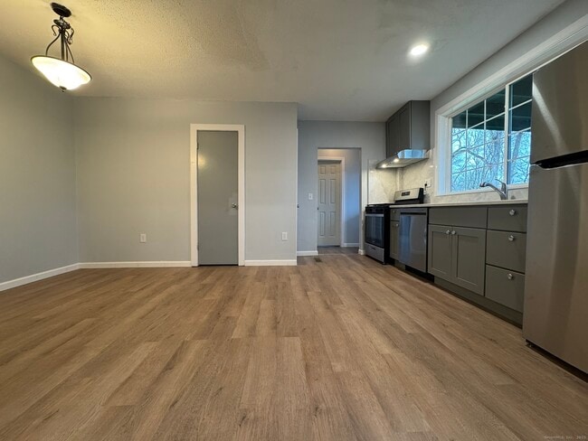 Building Photo - 9 South St