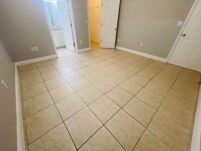Building Photo - Tuscany Preserve-1589 Cumin Dr Poinciana F...