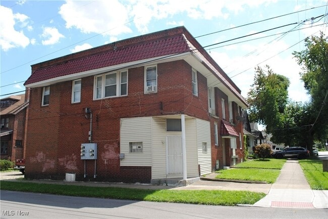Primary Photo - 3173 W 38th St