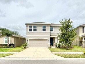 Building Photo - 13781 Wineberry Dr