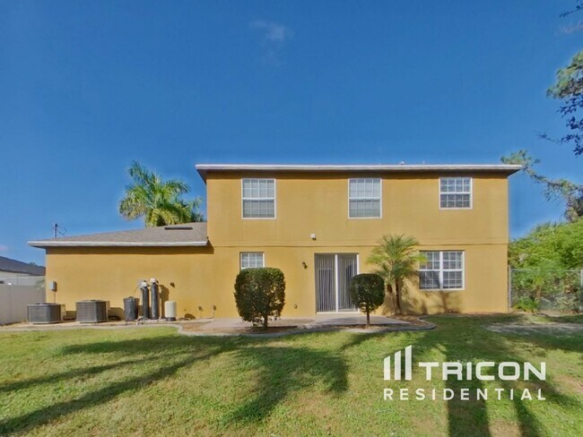 Building Photo - 1822 Sadnet Ln