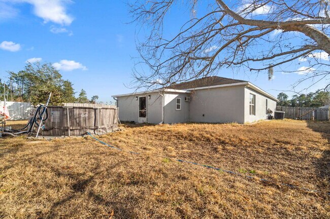 Building Photo - Spacious 3BR Home with Tile Floors & Spa-Like Primary Suite – Marion Oaks