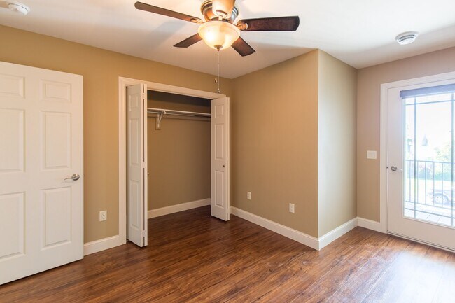 Building Photo - 3350 Crater Lake Ave