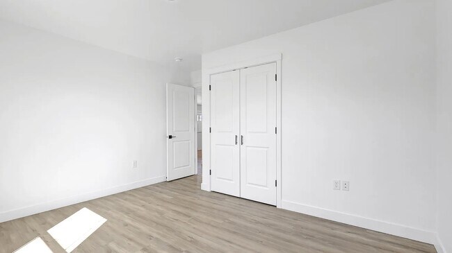 Building Photo - 6880 W Tadpole Cir