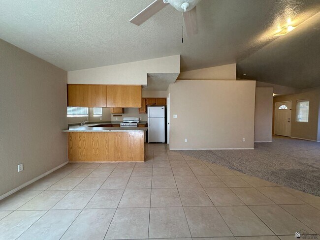 Building Photo - 11387 E 26th St