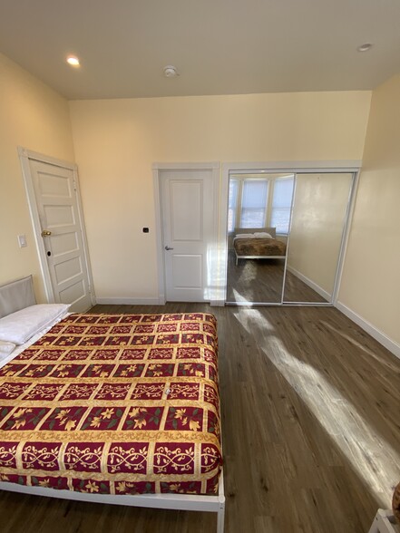 1BD - 1449 Powell St