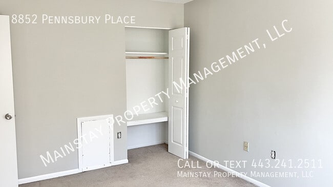 Building Photo - 8852 Pennsbury Pl