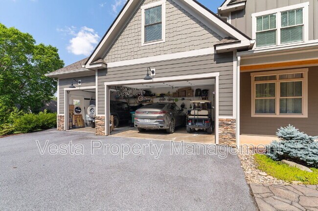 Building Photo - 19 Carrolls Pl Ct