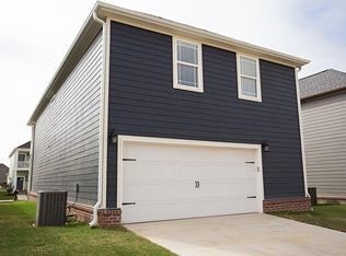 double car garage; alleyway entrance - 6513 Knollview W Way