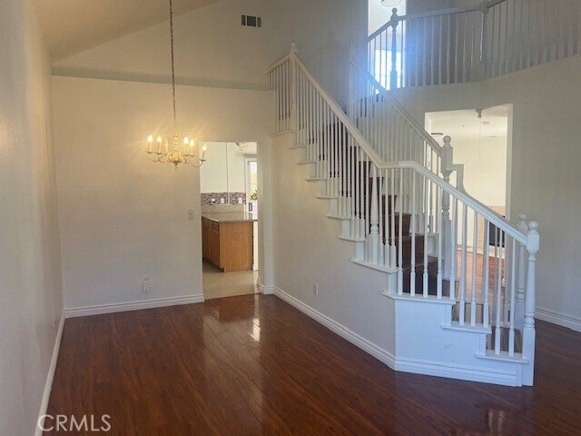 Building Photo - 1808 Cave St