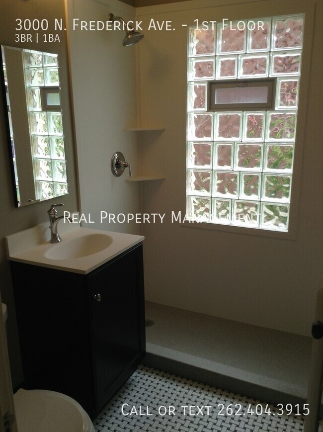 Building Photo - 3000 N Frederick Ave