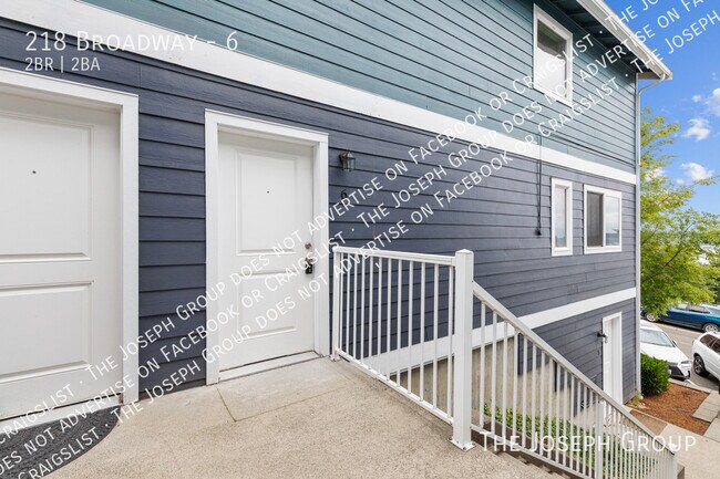 Building Photo - 218 Broadway-6